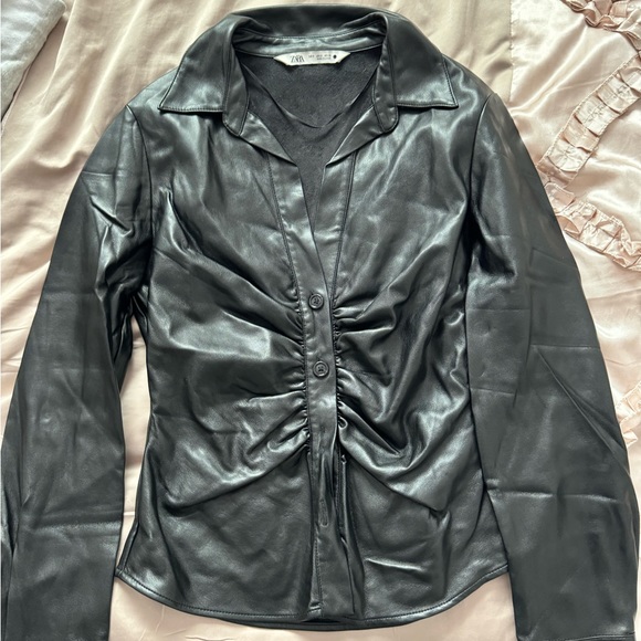 Zara button up - Picture 2 of 3